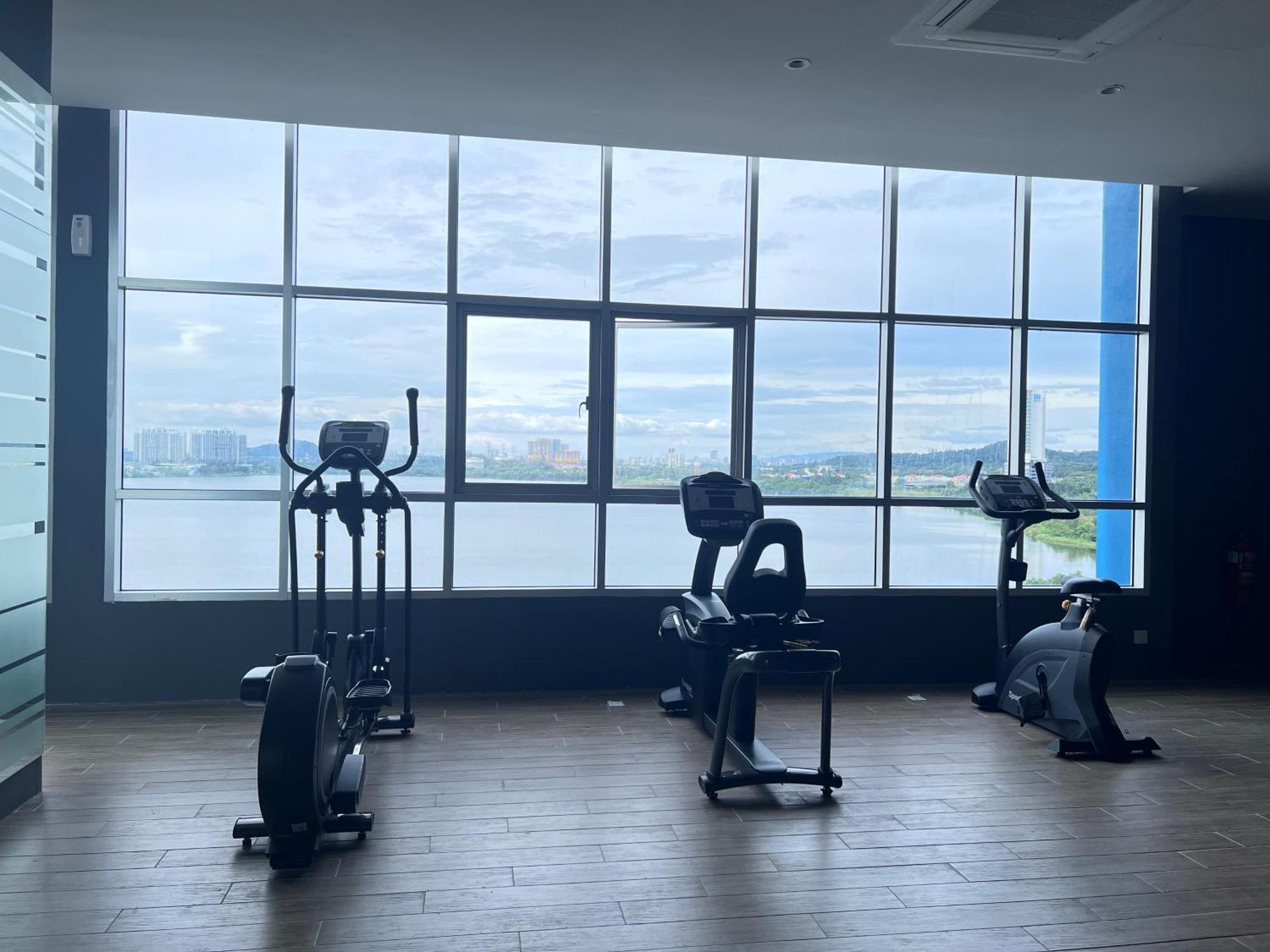 Skylake Rest2stay Apartment